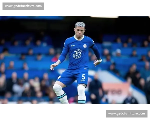 切尔西 1-2 遭桑德兰绝杀爆冷 战术混乱引全场质疑