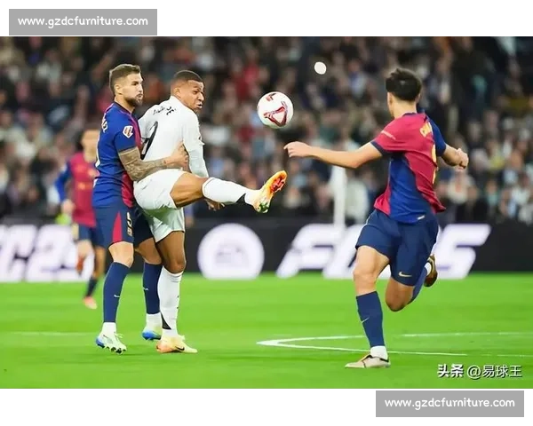 厨房宣言与伯纳乌冷遇:亚马尔父子的德比日 厨房宣言与伯纳乌冷遇:亚马尔父子的德比日